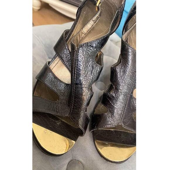 Tahari Women Strappy Gladiator Heels Black Leather Gold Toe Size 9.5 - Picture 4 of 5